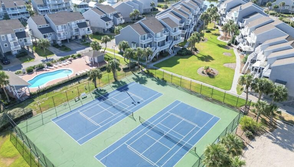 Barrier Dunes Pickle Ball Courts and Tennis Courts